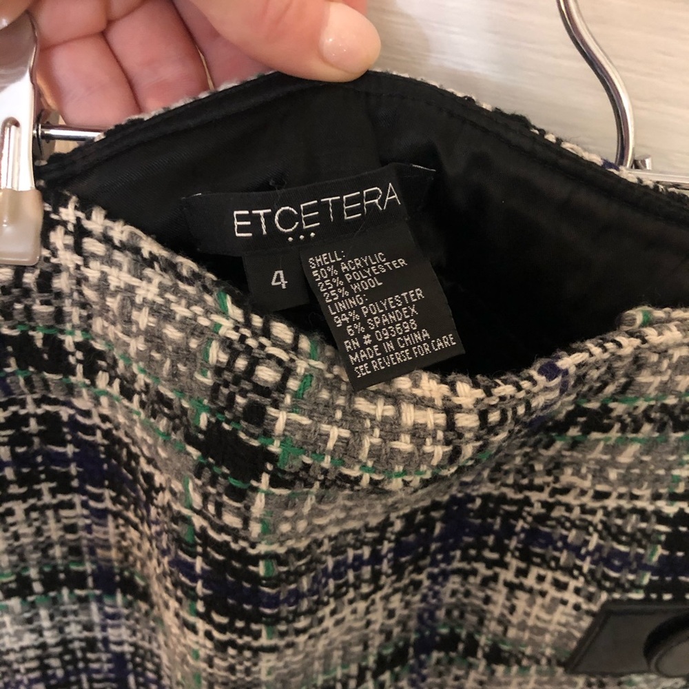 Ectcetera size 4 plaid skirt with a buckle